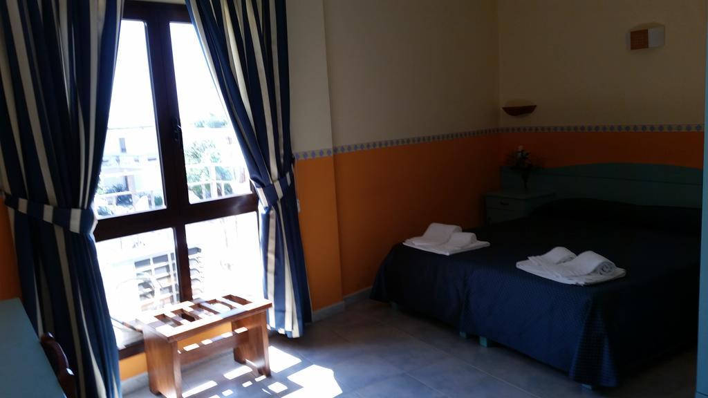 SantʼAnna Arresi Hotel Costa Antiga المظهر الخارجي الصورة